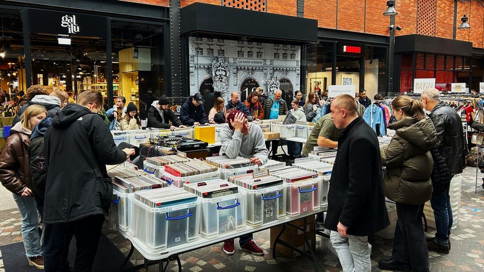 Strefa Winylowa Na Targach Jestem Vintage #22 w Elektrowni Powiśle